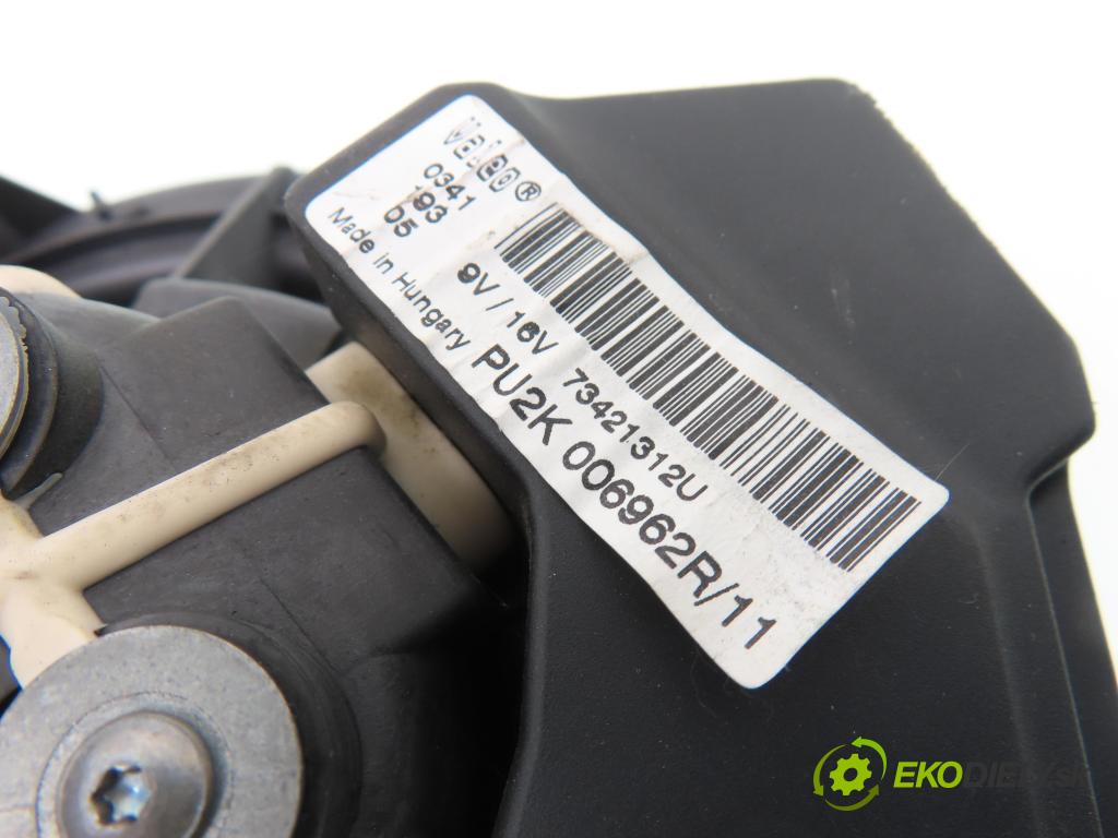 OPEL SIGNUM HB 2005 110,00 1.9 CDTI 150 1910,00 Ventilátor vetráku 985852T ; 73421312U ; 006956V