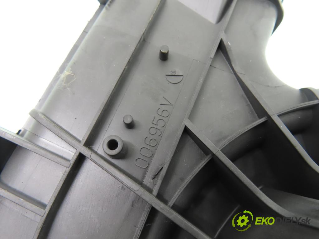 OPEL SIGNUM HB 2005 110,00 1.9 CDTI 150 1910,00 Ventilátor vetráku 985852T ; 73421312U ; 006956V