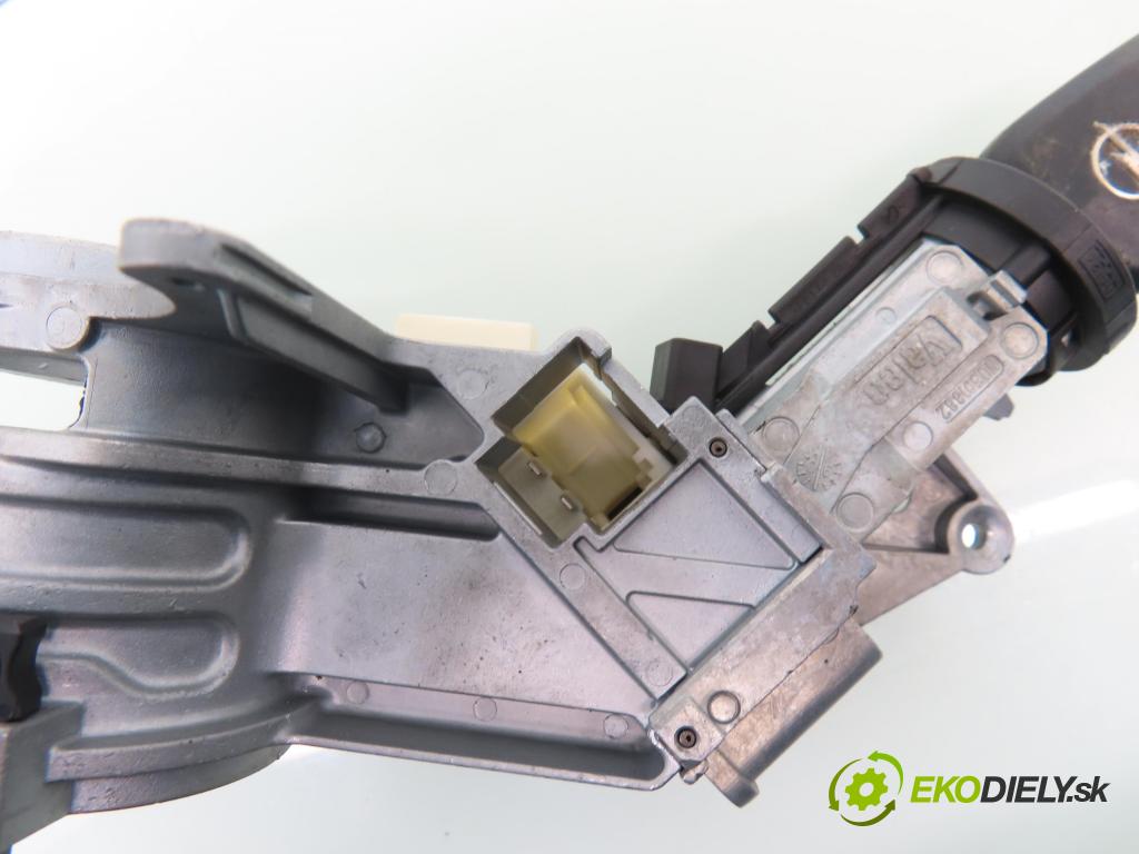 OPEL ASTRA H Kombi (A04) KOMBI 2006 74,00 1.9 CDTI - Z 19 DTL 1910,00 spinačka N0501882 ; N0501881 (Spínacia skrinka)