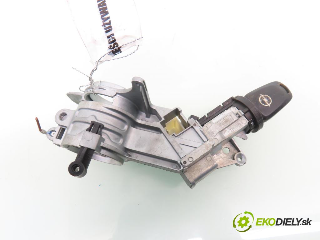 OPEL ASTRA H Kombi (A04) KOMBI 2006 74,00 1.9 CDTI - Z 19 DTL 1910,00 spinačka N0501882 ; N0501881 (Spínacia skrinka)