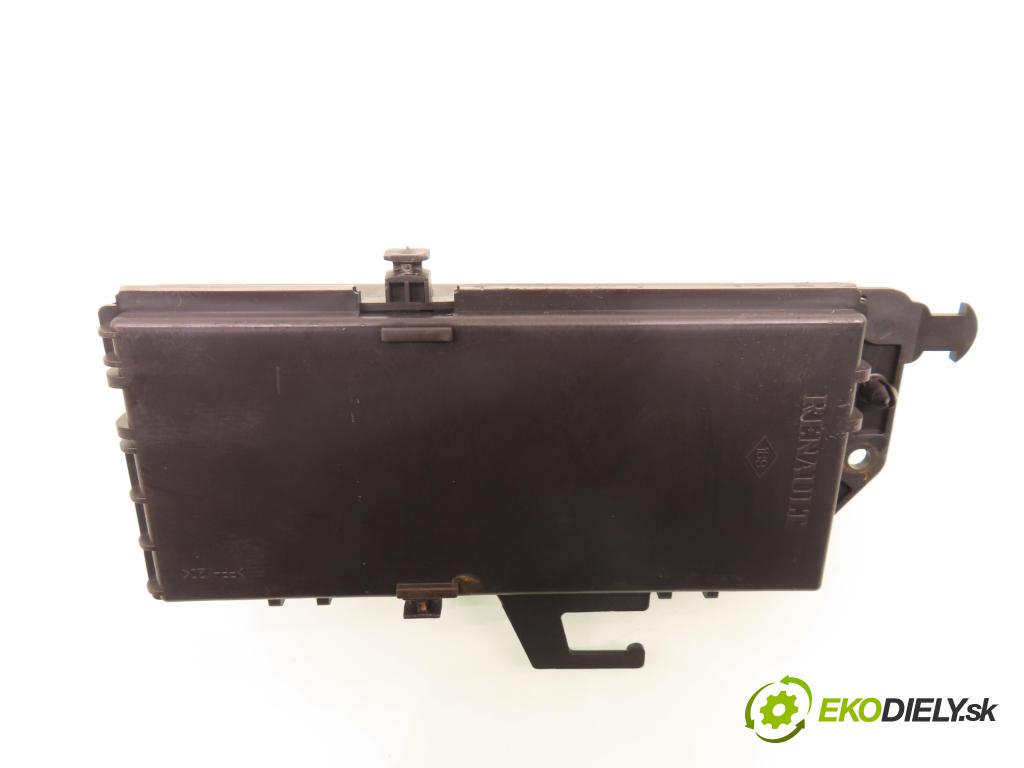 RENAULT ESPACE IV (JK0/1_) MINIVAN 2003 120,00 2.0 Turbo (JK0A, JK0B, JK0N) - F4R 796 1998,00 MODUL komfortu 8200427761A ; 28040328A