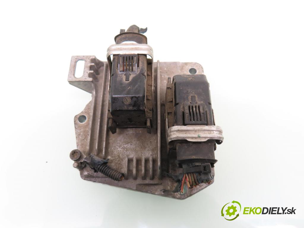 OPEL ASTRA H (A04) HB 2004 77,00 1.6 - Z 16 XEP 1598,00 Riadiaca jednotka Motor 12230740