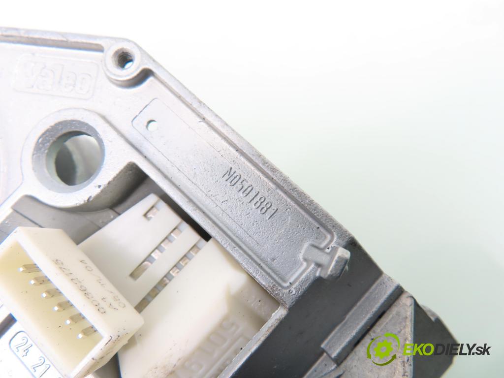 OPEL ASTRA H Kombi (A04) KOMBI 2007 74,00 1.9 CDTI - Z 19 DTL 1910,00 spinačka N0501882 ; N0501881 (Spínacia skrinka)