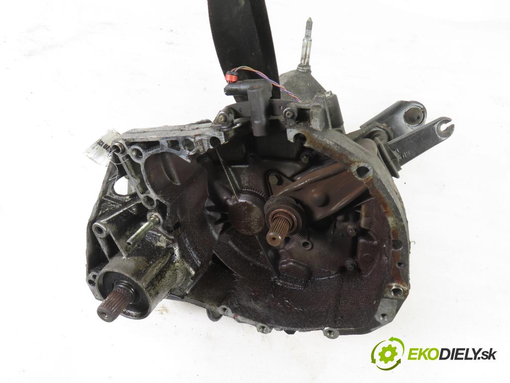 RENAULT SCENIC I (JA0/1_) MINIVAN 2002 75,00 1.9 dCi 102 - F9Q 732 1870,00 Prevodovka MANUALNA JC5132