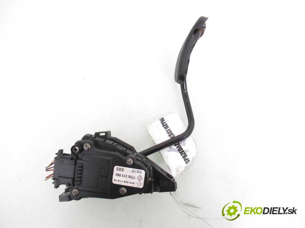 RENAULT TRAFIC II Skrzynia (FL) FURGON 2007 84,00 2.0 dCi 115 (FL01, FL0U) - M9R 692 1995,00 Potenciometer plynu 7700313060 (Potenciometer plynového pedálu)