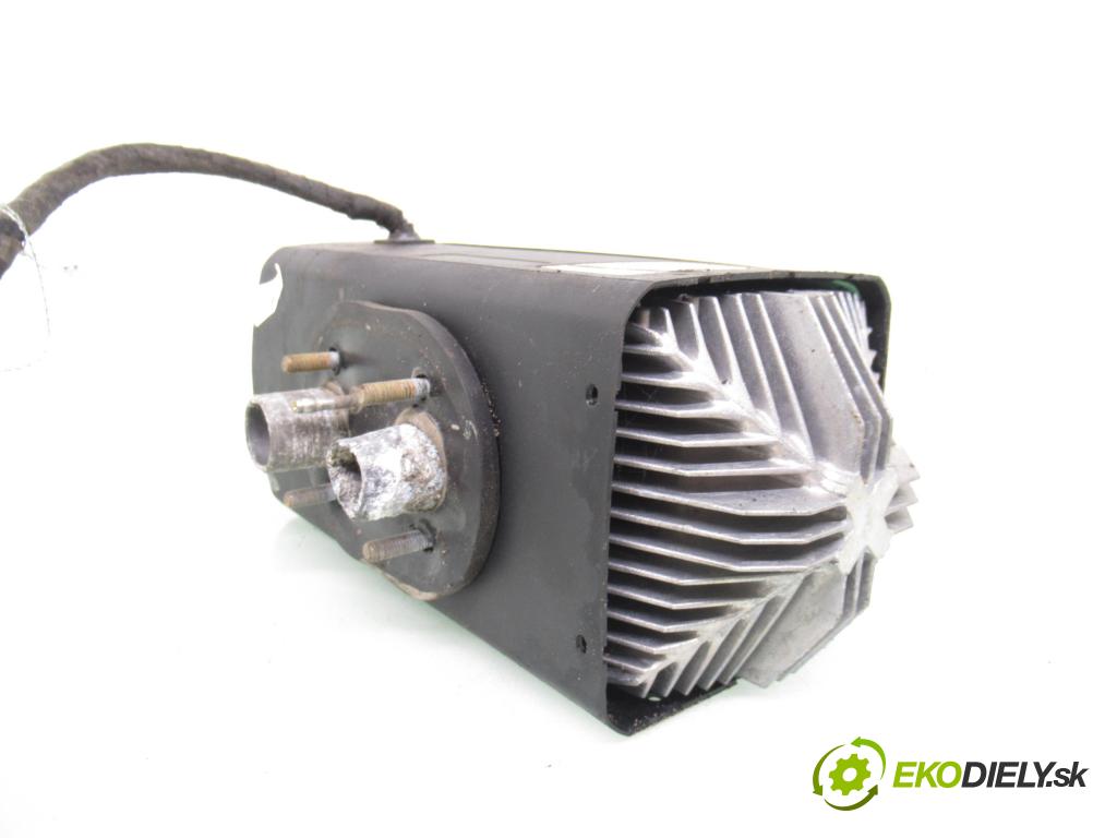 RENAULT TRAFIC II Skrzynia (FL) FURGON 2007 84,00 2.0 dCi 115 - M9R 780 1995,00 Webasto 252069 ; 590483BA (Webasto (nezávislé topení))