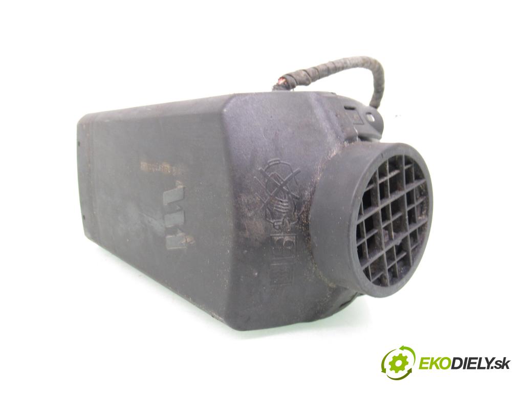 RENAULT TRAFIC II Skrzynia (FL) FURGON 2007 84,00 2.0 dCi 115 - M9R 780 1995,00 Webasto 252069 ; 590483BA (Webasto (nezávislé topení))