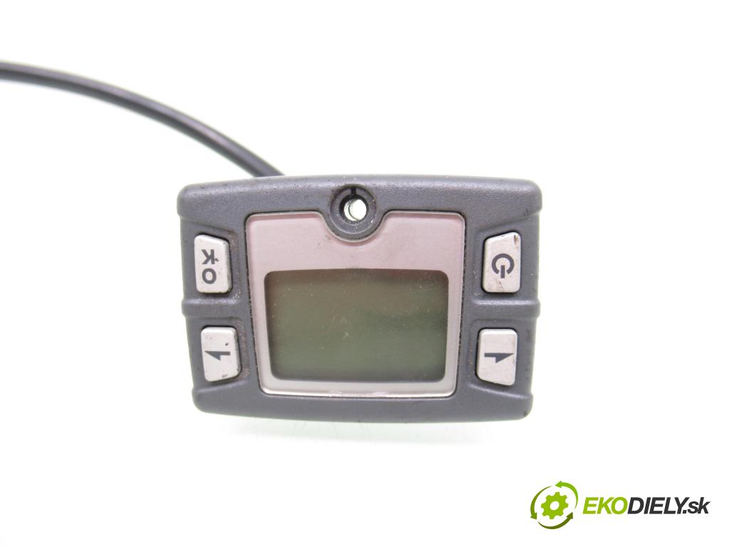 RENAULT TRAFIC II Skrzynia (FL) FURGON 2007 84,00 2.0 dCi 115 - M9R 780 1995,00 Webasto 252069 ; 590483BA (Webasto (nezávislé topení))