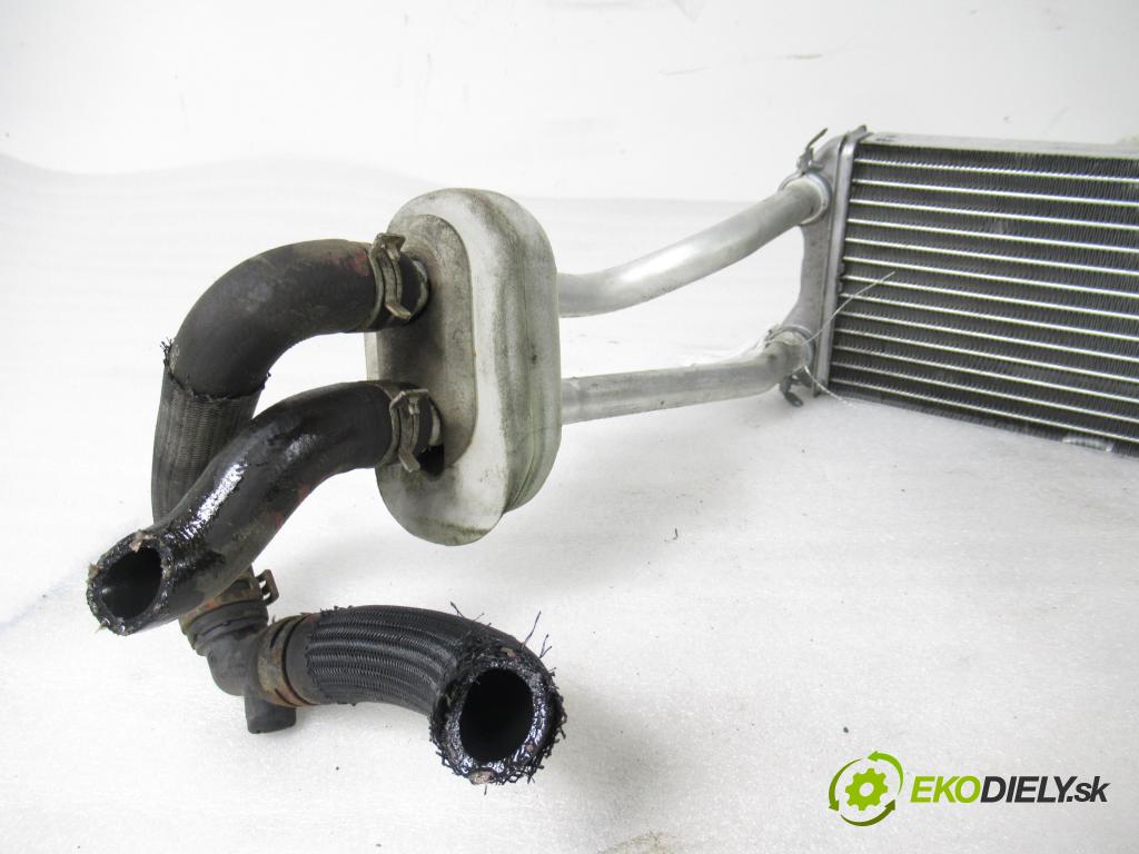 RENAULT TRAFIC II Skrzynia (FL) FURGON 2007 84,00 2.0 dCi 115 - M9R 780 1995,00 topné těleso radiátor topení vody