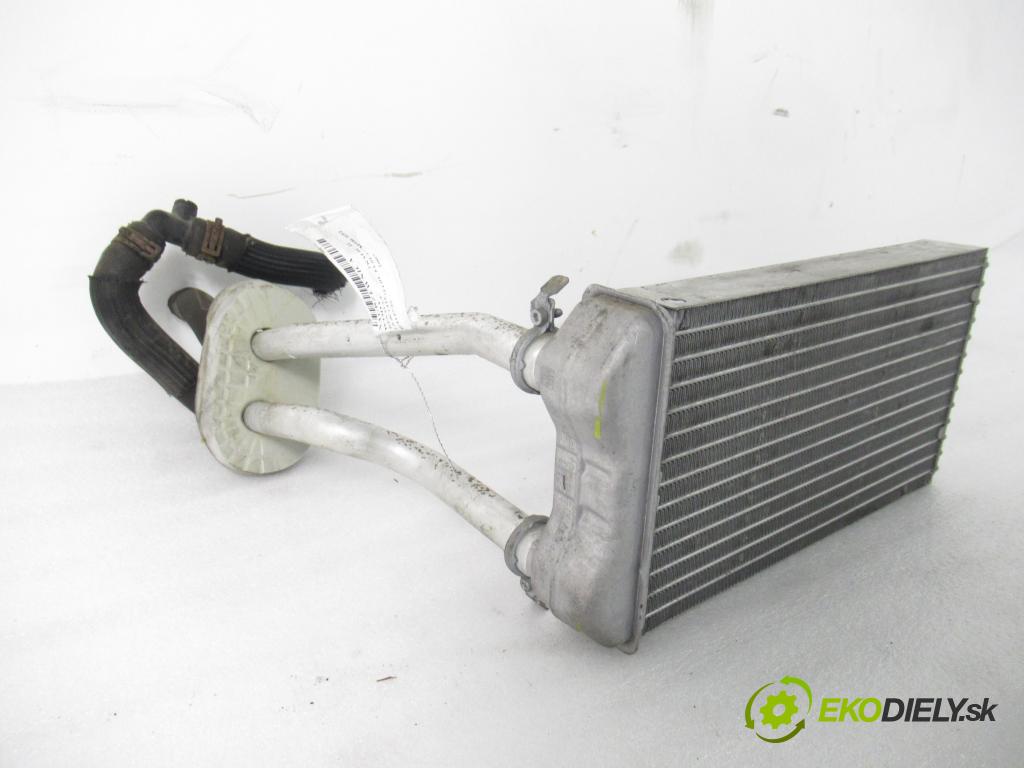 RENAULT TRAFIC II Skrzynia (FL) FURGON 2007 84,00 2.0 dCi 115 - M9R 780 1995,00 topné těleso radiátor topení vody