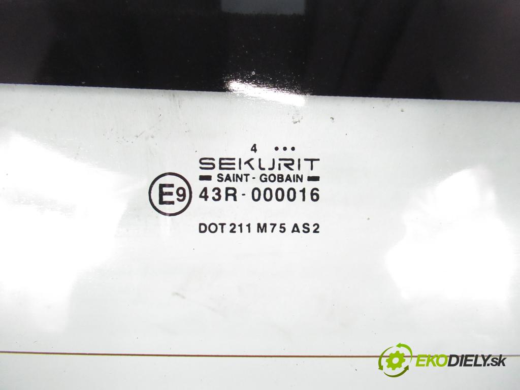 PEUGEOT PARTNER Combispace (5F) KOMBIVAN 2004 51,00 1.9 D - WJY (DW8B) 1868,00 Okno zadné kapota