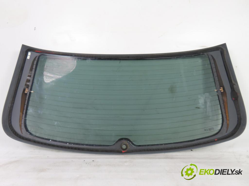 SKODA FABIA II Combi (545) KOMBI 2007 59,00 1.4 TDI - BMS 1422,00 Okno zadné kapota