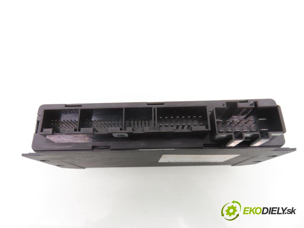 AUDI A6 Avant (4B5, C5) KOMBI 2004 120,00 2.5 TDI V6 163 - BDG 2496,00 MODUL komfortu 4B0962258N ; 410215006012