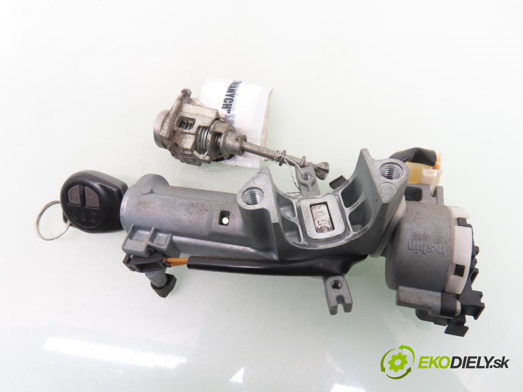 SUZUKI SWIFT III (MZ, EZ) HB 2006 75,00 1.5 (RS 415) - M15A 1490,00 spinačka / zámky