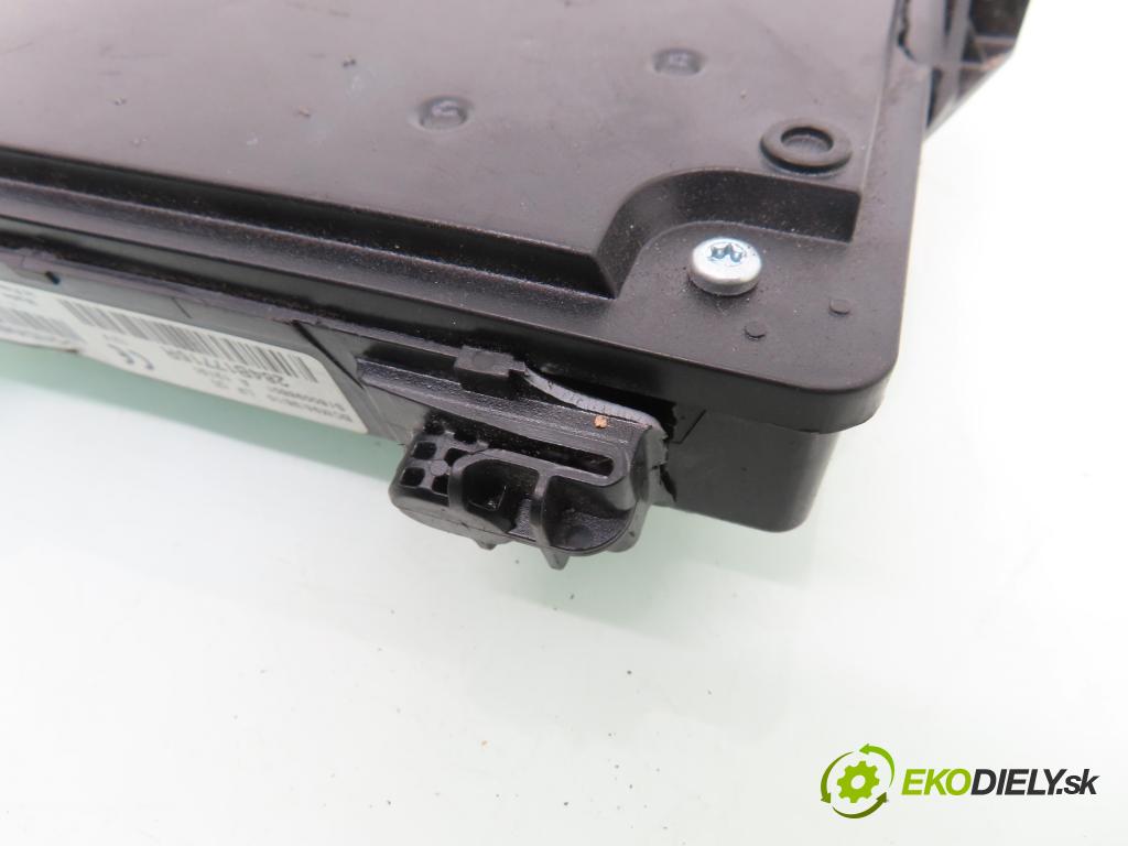 RENAULT MEGANE III liftback (BZ0/1_) HB 2012 85,00 1.2 TCe - H5F 400 1197,00 spinačka / imobilizéra IMMO / Riadiaca jednotka S180158106A ; 237103011R ; 284B17715R