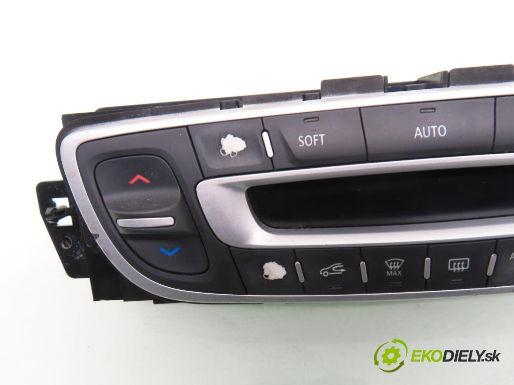 RENAULT MEGANE III liftback (BZ0/1_) HB 2012 85,00 1.2 TCe - H5F 400 1197,00 Panel kúrenia KLIMATRONIK 275103596R