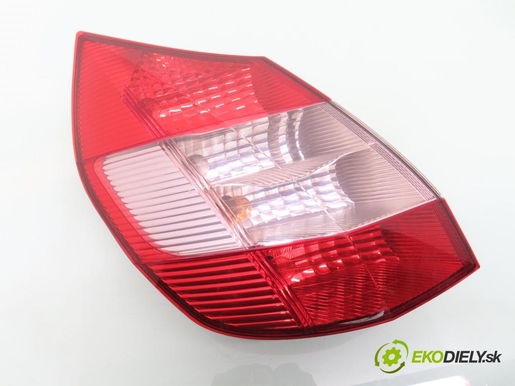 RENAULT SCENIC II (JM0/1_) MINIVAN 2003 83,00 1.6 (JM0C, JM0J, JM1B) - K4M 782 1598,00 Svetlo ľavé zadné 8200127704E ; 2SK00865901