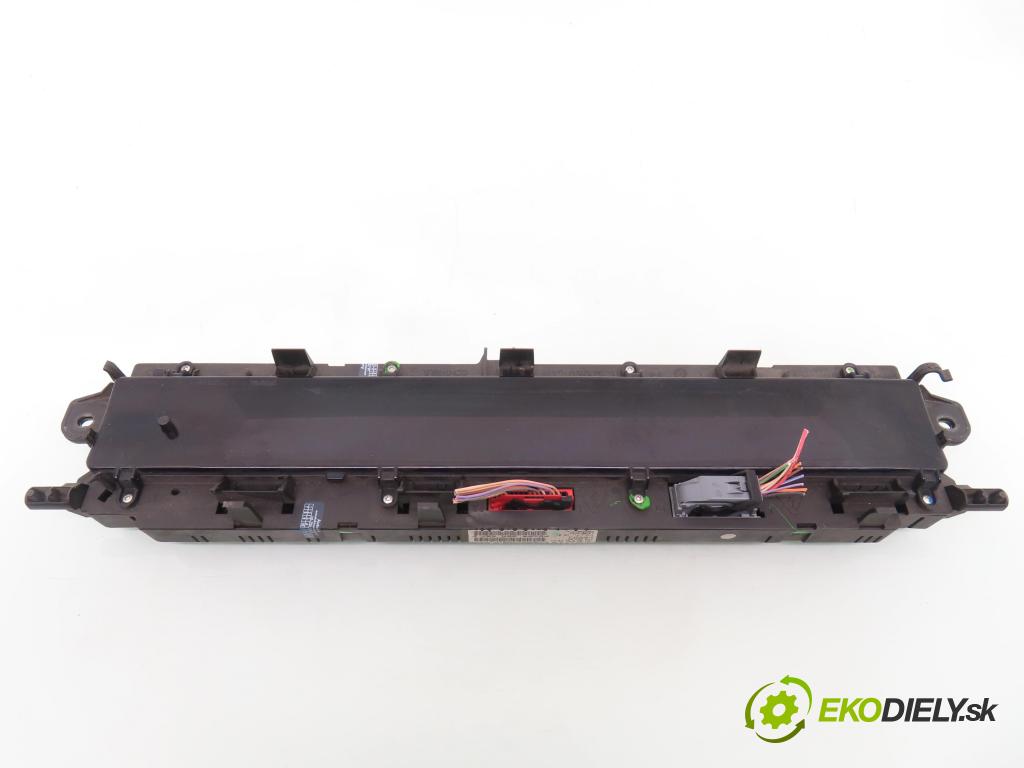 RENAULT SCENIC II (JM0/1_) MINIVAN 2003 83,00 1.6 (JM0C, JM0J, JM1B) - K4M 782 1598,00 Prístrojovka elektrický P8200365607E