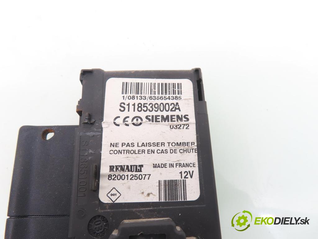RENAULT SCENIC II (JM0/1_) MINIVAN 2003 83,00 1.6 (JM0C, JM0J, JM1B) - K4M 782 1598,00 čítač KARTY: S118539002A ; 8200125077