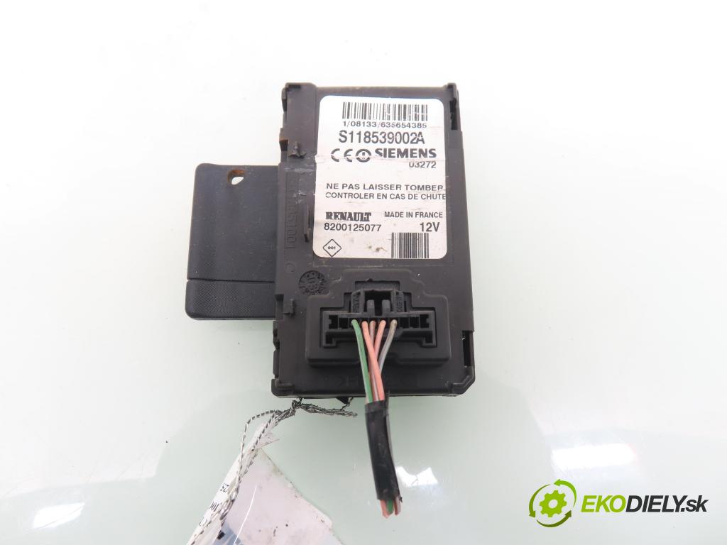 RENAULT SCENIC II (JM0/1_) MINIVAN 2003 83,00 1.6 (JM0C, JM0J, JM1B) - K4M 782 1598,00 čítač KARTY: S118539002A ; 8200125077