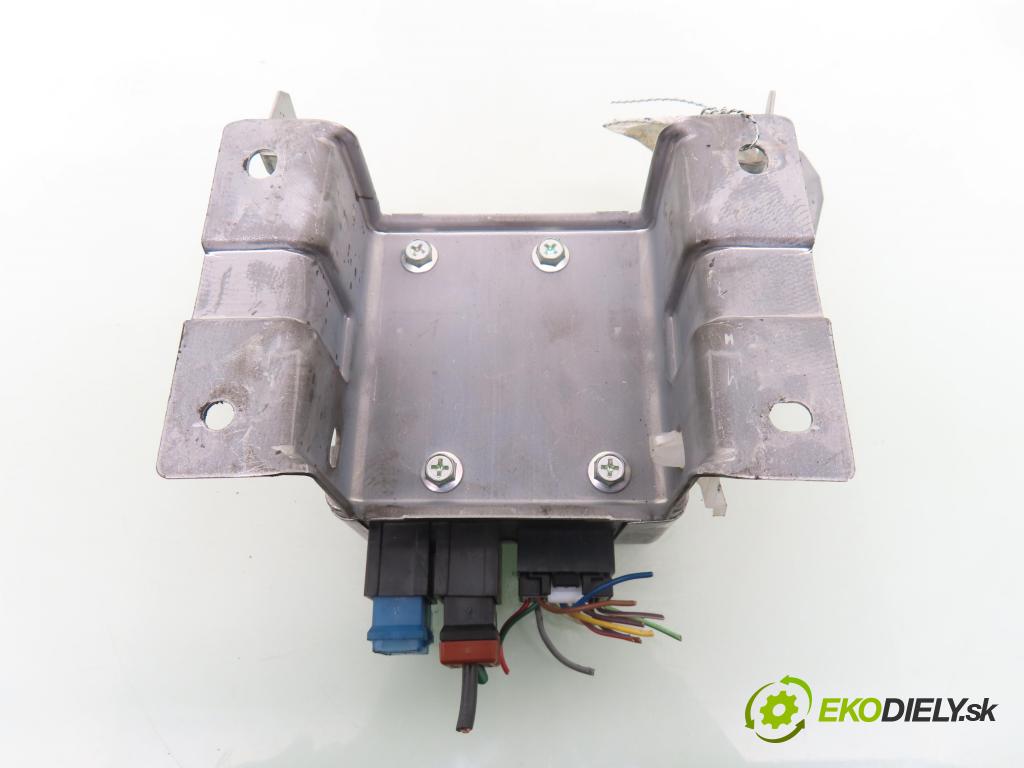 SUZUKI SWIFT III (MZ, EZ) HB 2006 75,00 1.5 (RS 415) - M15A 1490,00 Riadiaca jednotka servočerpadlo 3872063J10 (Riadiaca jednotka)