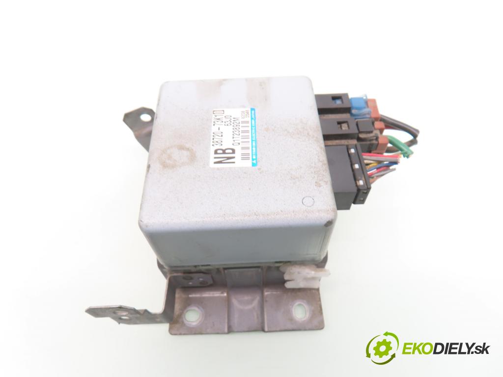 SUZUKI SWIFT III (MZ, EZ) HB 2002 67,00 1.3 91 - M13A 1328,00 řídící jednotka servočerpadlo 3872073K10 (Řídicí jednotka)