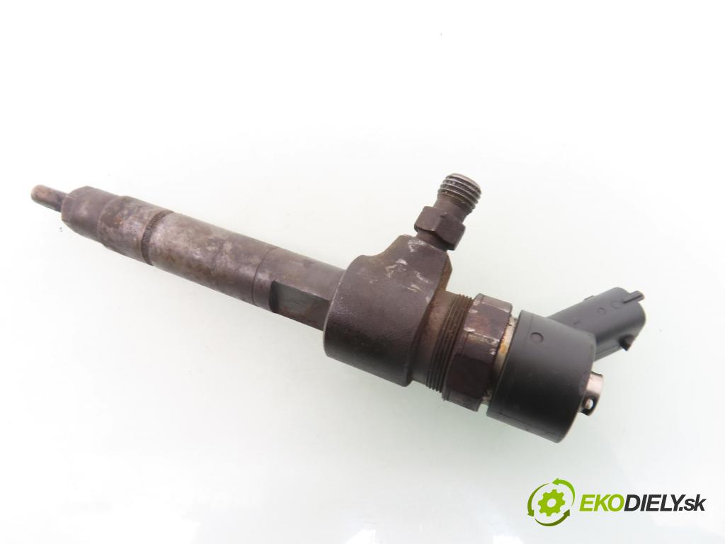 OPEL ASTRA H Kombi (A04) KOMBI 2006 74,00 1.9 CDTI - Z 19 DTL 1910,00 vstrekovač 0445110165 (Vstrekovač paliva)