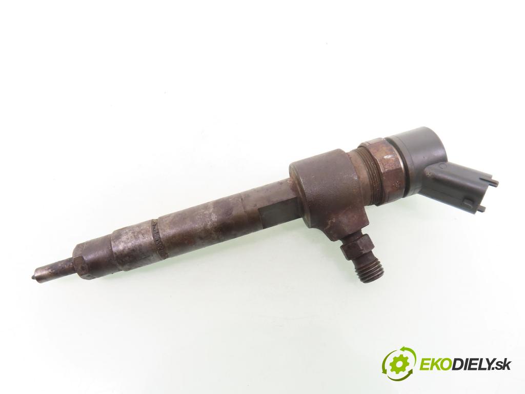 OPEL ASTRA H Kombi (A04) KOMBI 2006 74,00 1.9 CDTI - Z 19 DTL 1910,00 vstrekovač 0445110165 (Vstrekovač paliva)