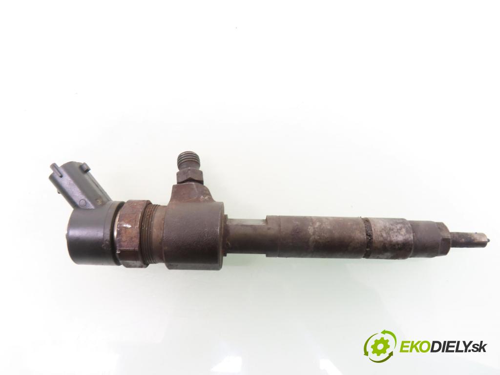 OPEL ASTRA H Kombi (A04) KOMBI 2006 74,00 1.9 CDTI - Z 19 DTL 1910,00 vstrekovač 0445110165 (Vstrekovač paliva)