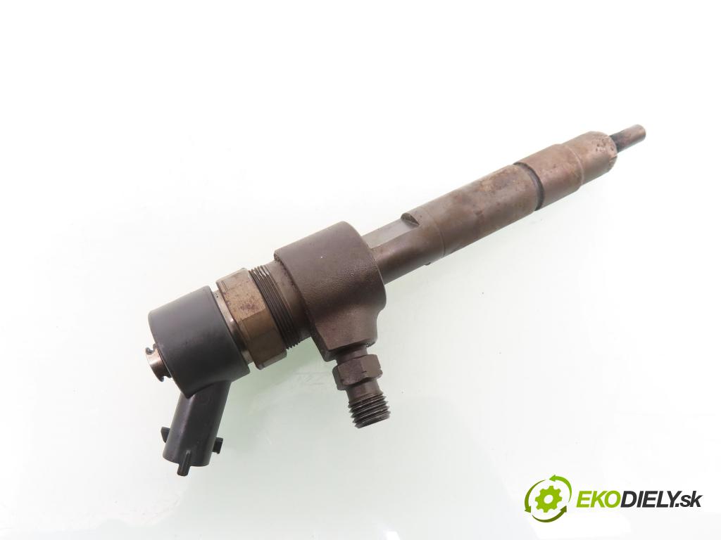 OPEL ASTRA H Kombi (A04) KOMBI 2006 74,00 1.9 CDTI - Z 19 DTL 1910,00 vstrekovač 0445110165 (Vstrekovač paliva)