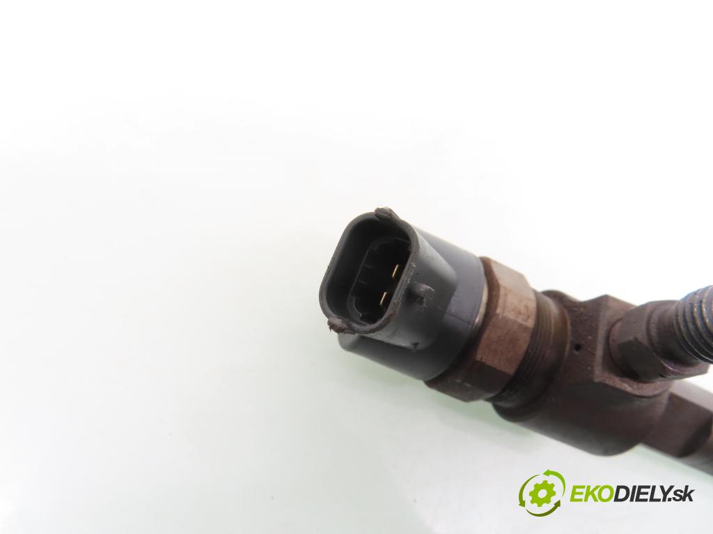 OPEL ASTRA H Kombi (A04) KOMBI 2006 74,00 1.9 CDTI - Z 19 DTL 1910,00 vstrekovač 0445110165 (Vstrekovač paliva)