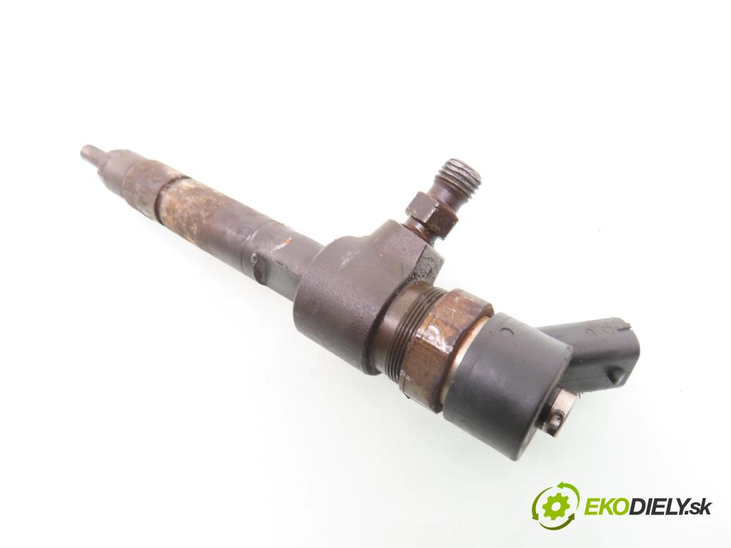 OPEL ASTRA H Kombi (A04) KOMBI 2006 74,00 1.9 CDTI - Z 19 DTL 1910,00 vstrekovač 0445110165 (Vstrekovač paliva)