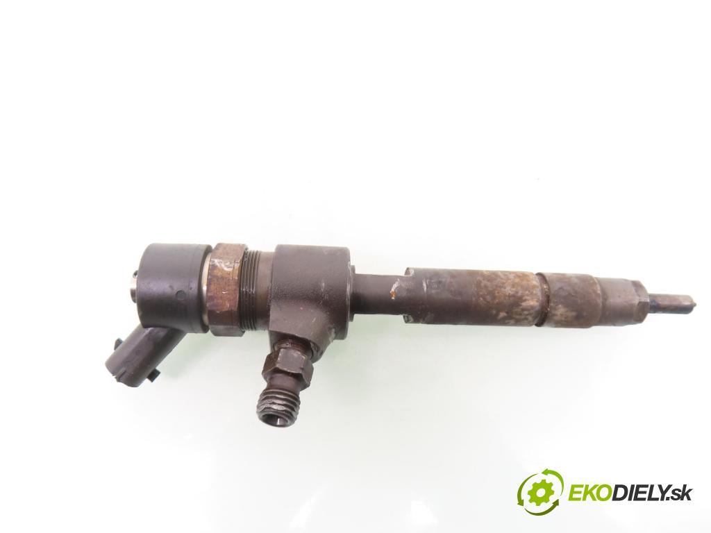 OPEL ASTRA H Kombi (A04) KOMBI 2006 74,00 1.9 CDTI - Z 19 DTL 1910,00 vstrekovač 0445110165 (Vstrekovač paliva)