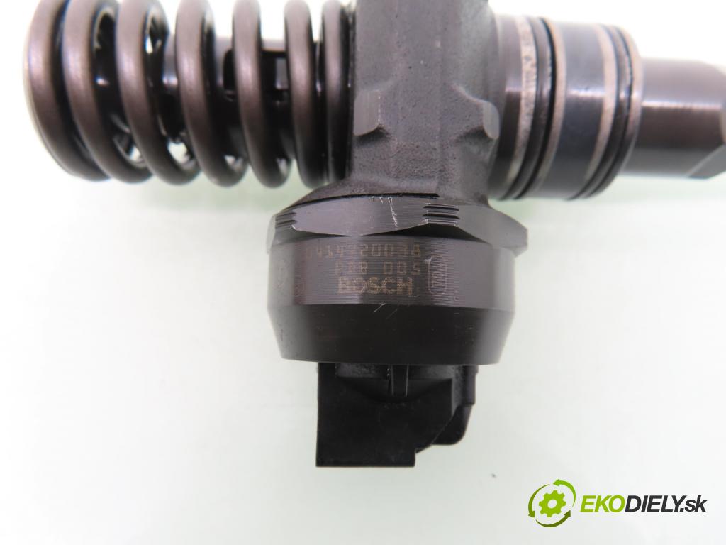 FORD GALAXY (WGR) MINIVAN 2002 85,00 1.9 TDI PD 115 - AUY 1896,00 Vstrekovač 038130073AK ; 0414720038 (Vstrekovač paliva)