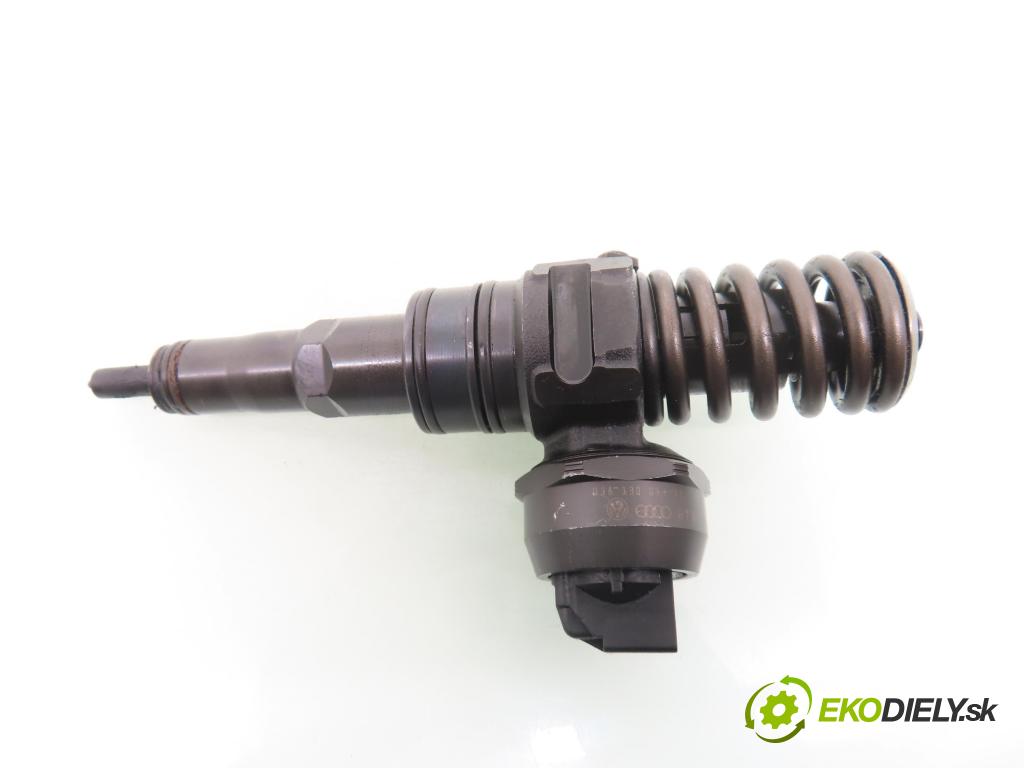 FORD GALAXY (WGR) MINIVAN 2002 85,00 1.9 TDI PD 115 - AUY 1896,00 Vstrekovač 038130073AK ; 0414720038 (Vstrekovač paliva)