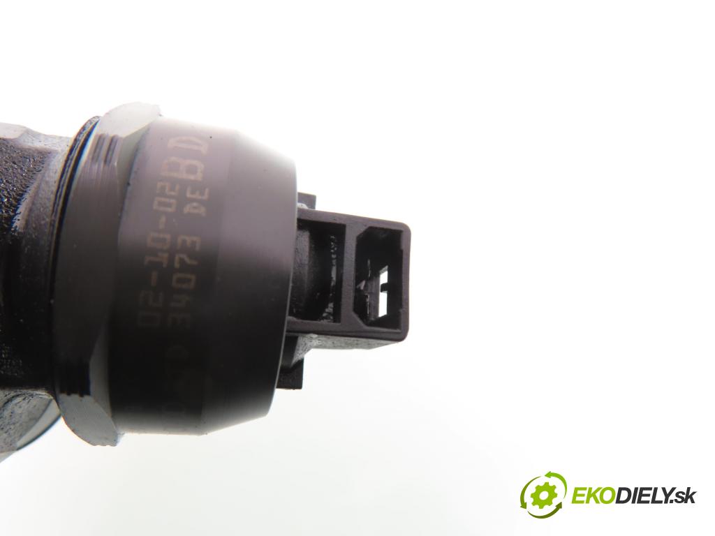 FORD GALAXY (WGR) MINIVAN 2002 85,00 1.9 TDI PD 115 - AUY 1896,00 Vstrekovač 038130073AK ; 0414720038 (Vstrekovač paliva)