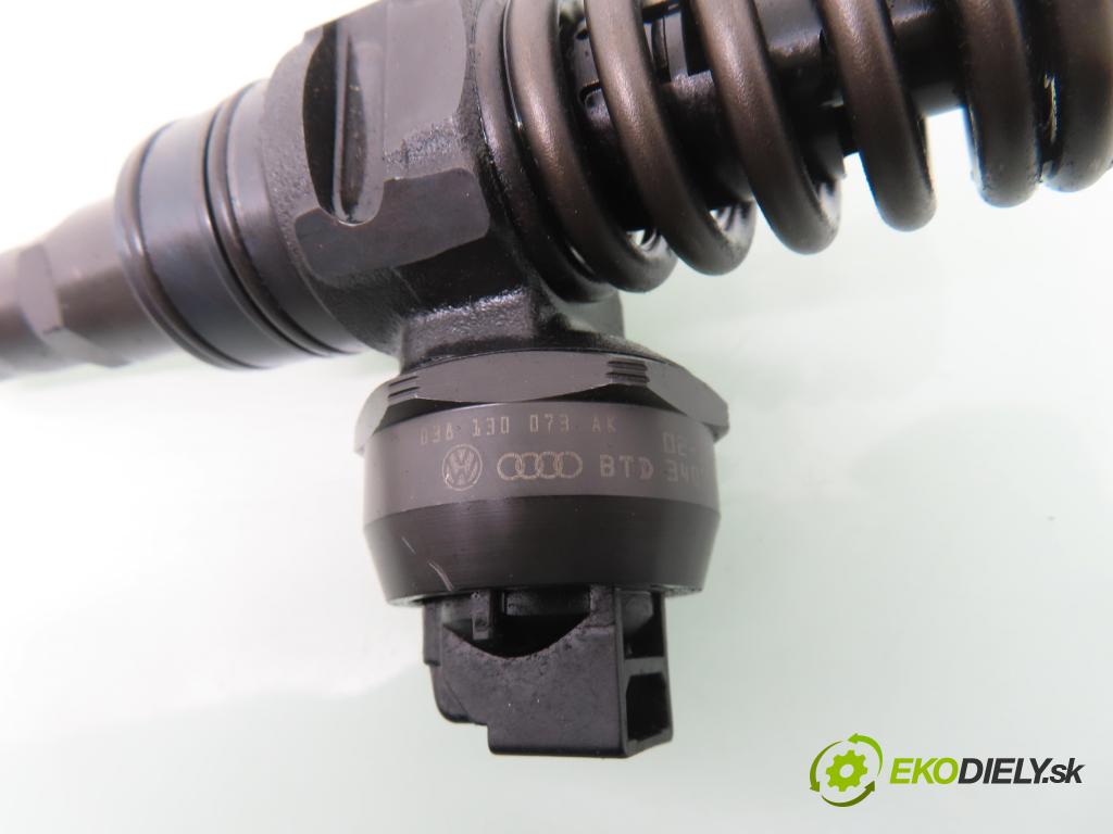 FORD GALAXY (WGR) MINIVAN 2002 85,00 1.9 TDI PD 115 - AUY 1896,00 Vstrekovač 038130073AK ; 0414720038 (Vstrekovač paliva)