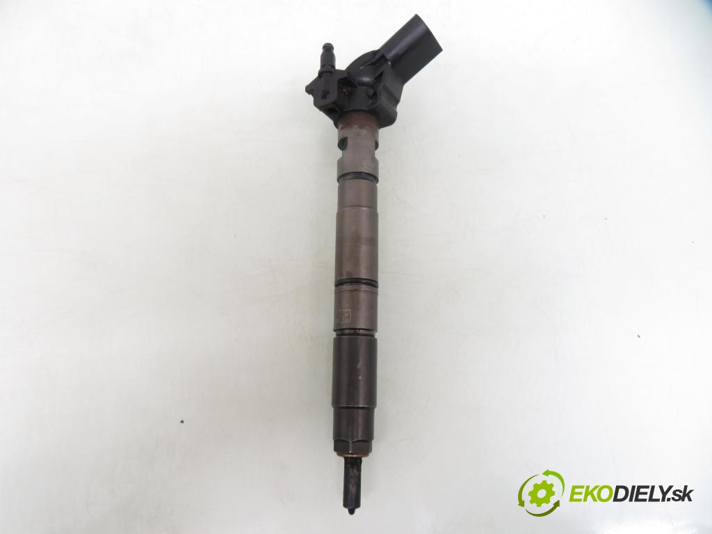 AUDI A6 (4F2, C6) SEDAN 2004 155,00 3.0 TDI quattro - BNG 2967,00 vstřikovač 059130277Q ; 0445115004 (Vstřikovač paliva)