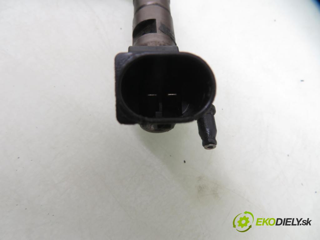 AUDI A6 (4F2, C6) SEDAN 2004 155,00 3.0 TDI quattro - BNG 2967,00 vstřikovač 059130277Q ; 0445115004 (Vstřikovač paliva)