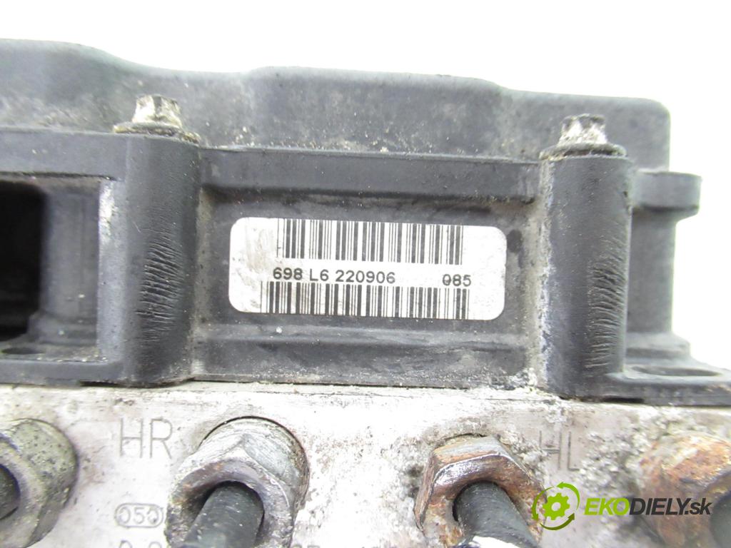 OPEL CORSA D (S07) HB 2006 59,00 1.2 - Z 12 XEP 1229,00 Pumpa ABS 0265231537 ; 13236012 (Pumpa ABS)