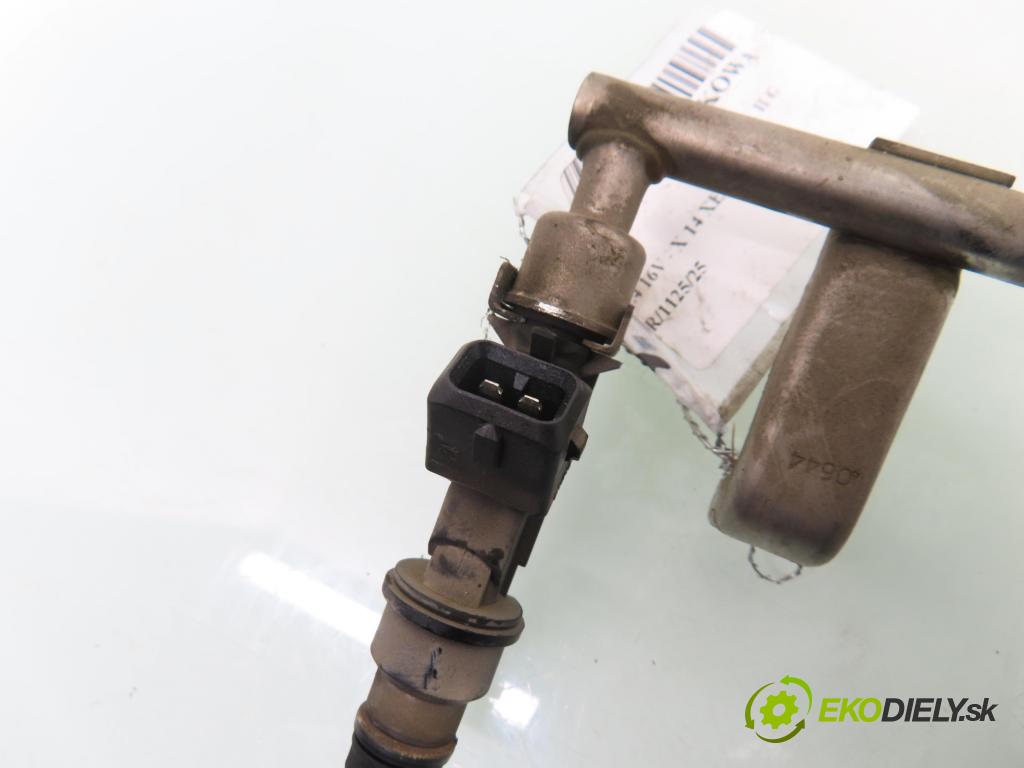 OPEL ASTRA G liftback (T98) HB 2004 66,00 1.4 16V - X 14 XE 1389,00 Lišta vstrekovacia 25313846 (Vstrekovacia lišta)