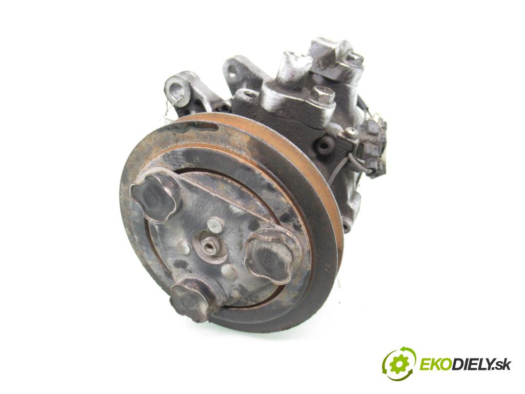 NISSAN PRIMERA Traveller (WP11) KOMBI 1999 66,00 2.0 TD - CD20T 1974,00 KOMPRESOR: klimatizace 926002J603 (Kompresor klimatizace)