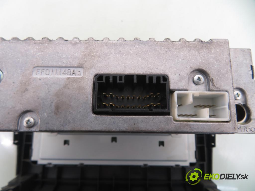 SUZUKI SWIFT III (MZ, EZ) HB 2008 67,00 1.3 91 - M13A 1328,00 RADIO CD 3910162J30 ; 3910162J3