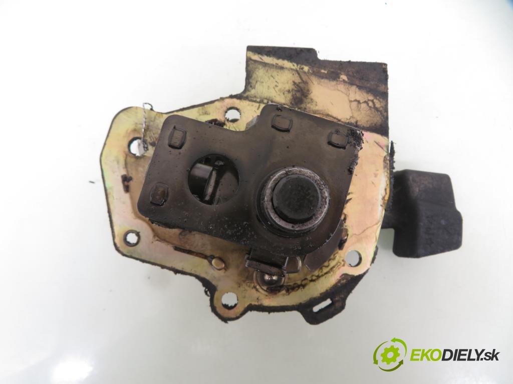 FORD C-MAX (DM2) MINIVAN 2004 80,00 1.6 TDCi - G8DD 1560,00 VOLIČ: převodovky 3M5R7201ZB