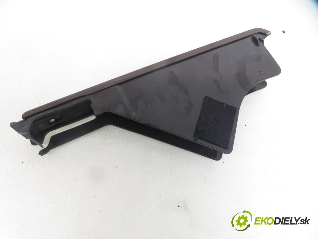 AUDI A6 Avant (4B5, C5) KOMBI 2004 120,00 2.5 TDI V6 163 - BDG 2496,00 Tunel STŘEDNÍ 4B0863244D