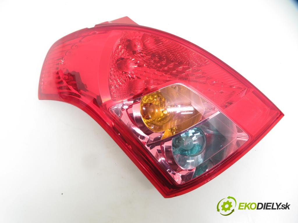 SUZUKI SWIFT III (MZ, EZ) HB 2008 67,00 1.3 91 - M13A 1328,00 Svetlo ľavé zadné LE06A6167