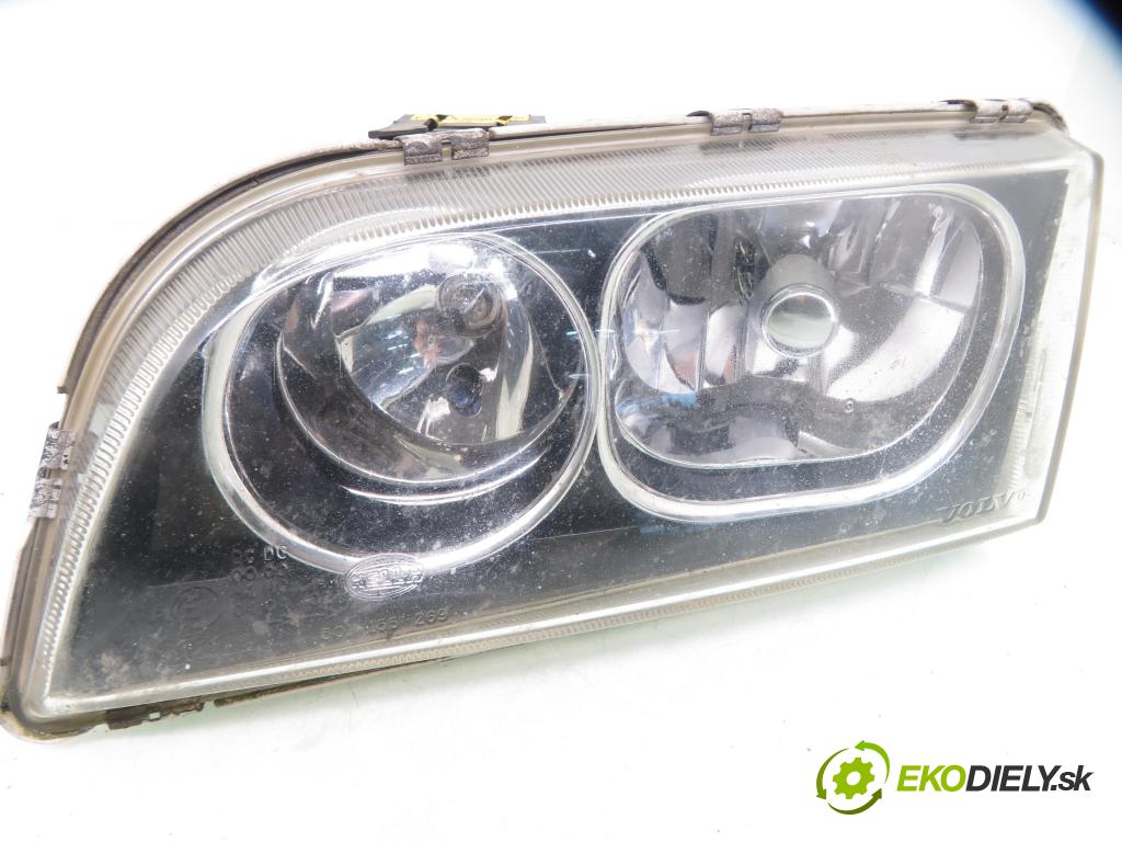 VOLVO S40 I (VS) SEDAN 2001 90,00 1.8 i - B 4184 SJ 1834,00 Svetlo LP 30899878 ; 30859759 ; 5DV00776043