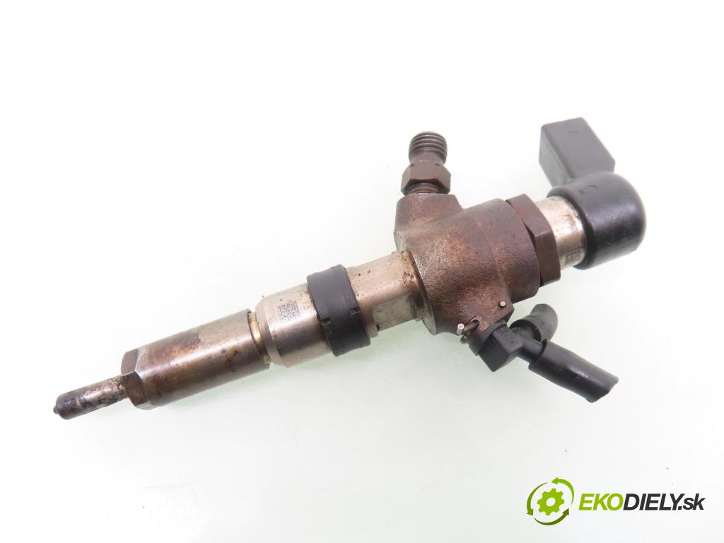 FORD FIESTA V (JH_, JD_) HB 2003 50,00 1.4 TDCi 8V 68 - F6JA 1399,00 vstrekovač 9654551080 (Vstrekovač paliva)