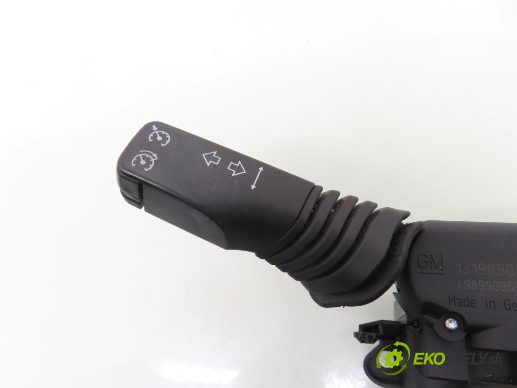 OPEL ASTRA H Kombi (A04) KOMBI 2007 74,00 1.9 CDTI - Z 19 DTL 1910,00 páčka/prepínač 13198908XE ; 203772