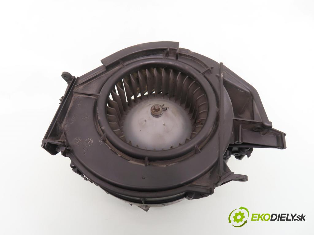 AUDI A6 (4F2, C6) SEDAN 2004 155,00 3.0 TDI quattro - BNG 2967,00 Ventilátor vetráku 4F0820521 ; 4F0910521 ; 9140010511